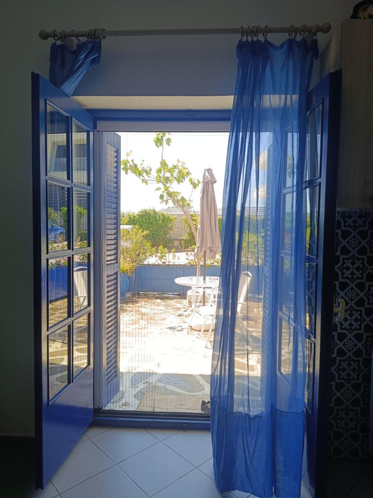 Right Across The Sea Villa Nea Kallikrateia Exterior photo
