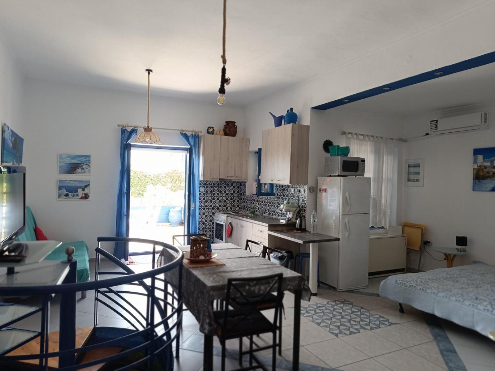 Right Across The Sea Villa Nea Kallikrateia Exterior photo
